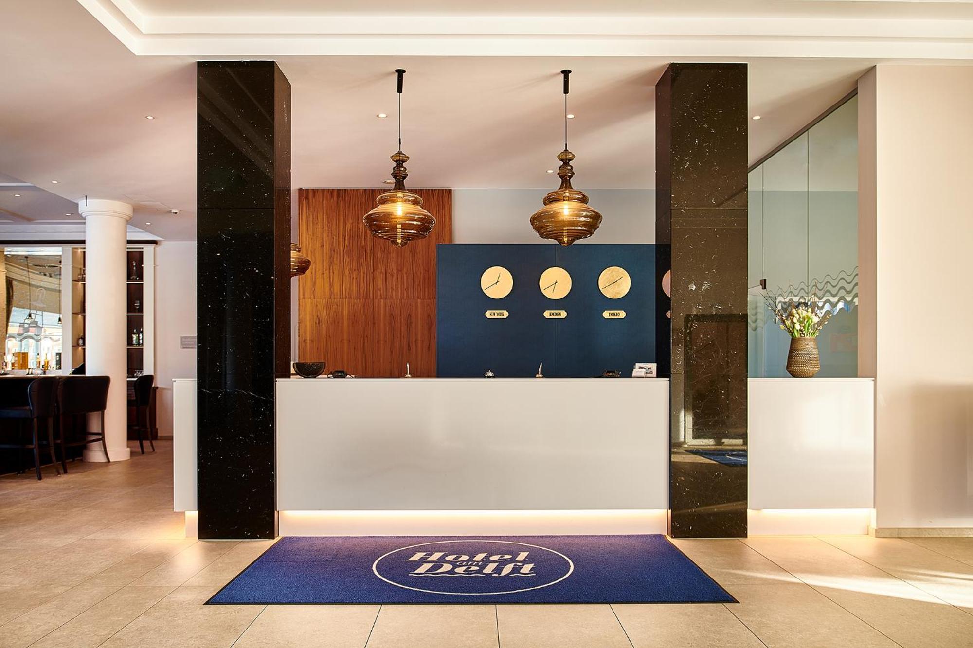 Hotel Am Delft Эмден Экстерьер фото